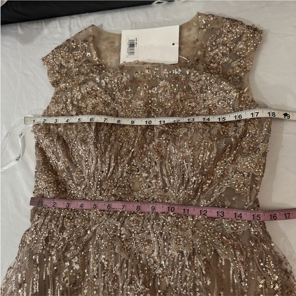NWT $698 Mac Duggal [ 8 ] Sequined Cap Sleeve Fit and Flare Dress Bronze MIDI‎ - Picture 4 of 16